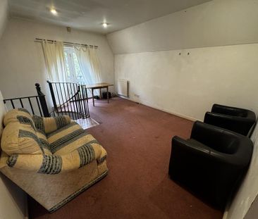 3 bedroom flat to rent - Photo 1