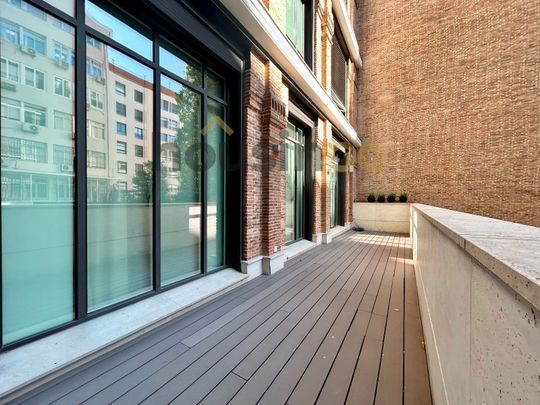 Apartment with 8 balconies on Jorge Juan Street. - Photo 1