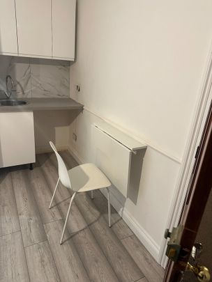 Studio Flat, Studio, E16 - Photo 1