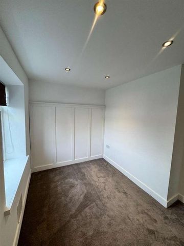 Rochdale Road, Edenfield Ramsbottom, BL0 - Photo 4