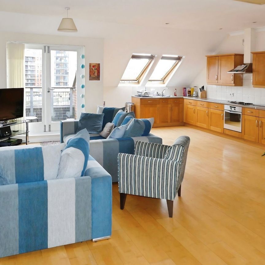 3 bedroom apartment to rent - Photo 1