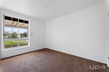 2 Bottlebrush Drive, Hoppers Crossing - Photo 2