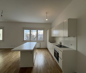 Moderne und großzügige 3-Zimmer-Wohnung am Modenapark zu mieten in ... - Foto 4