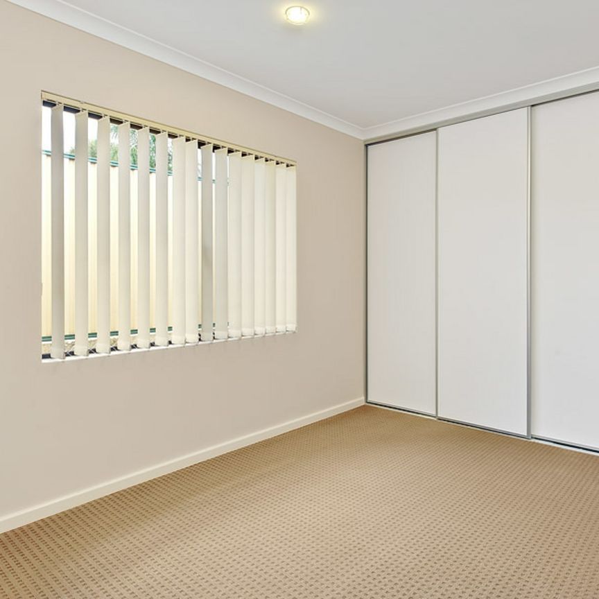 Welcome to your dream home! - Photo 1