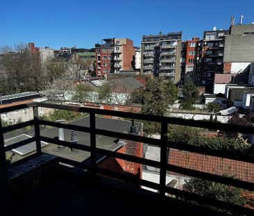 Top floor of old house in Borgerhout - Photo 6