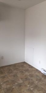 À VOIR 3 1/2 rénové appartement près métro Concorde - Photo 3