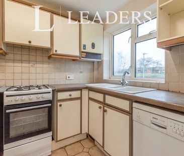 2 bedroom house to rent Eastbourne Avenue, Stevenage, Hertfordshire... - Photo 6