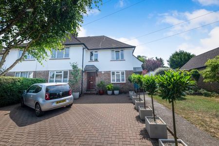 Shawley Crescent, Epsom, KT18 - Photo 2