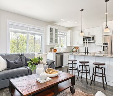 For Lease - 168 YELLOW BIRCH Crescent, Blue Mountains, Ontario - Photo 2