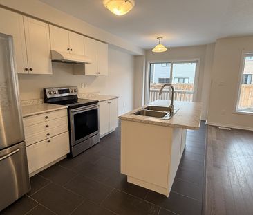 For Lease - 38 Patterson Drive, Haldimand, Ontario - Photo 2