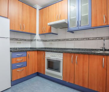 Alquiler de piso en Calle San Pedro de Mestallón, 12 - Photo 1