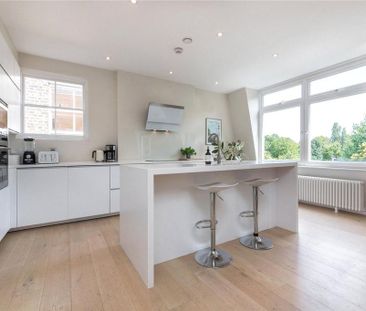 3 bedroom flat to rent - Photo 1