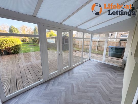 Sandwich Road, Dover - Photo 1