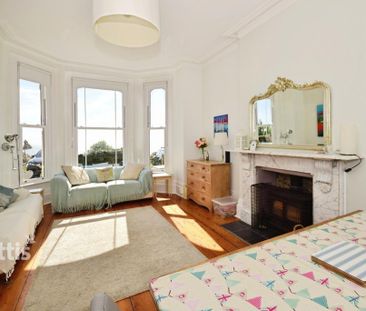 4 bedroom terraced house to rent - Photo 3