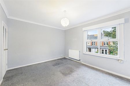 2 bedroom end of terrace house to rent - Photo 4