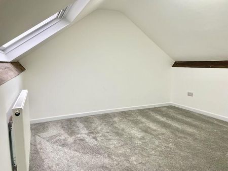 3 bedroom terraced house to rent - Photo 3