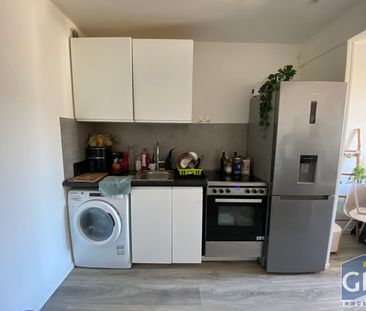 Location Appartement 2 pièces 33m² - Photo 3