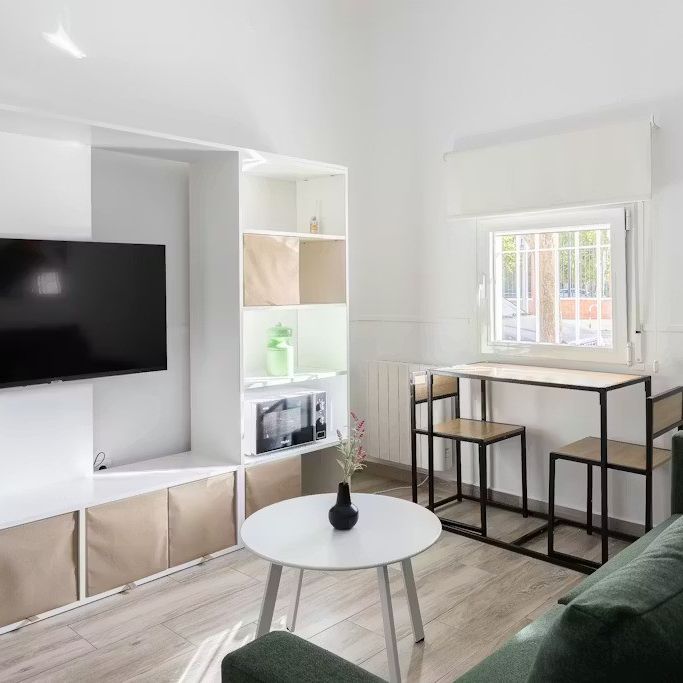 Calle Daoíz, Getafe, Community of Madrid 28903 - Photo 1