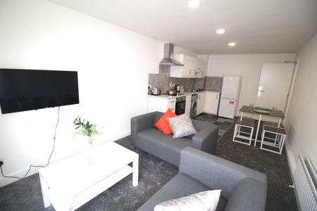 Flat 11, Samara Plaza, LS2 9DU, Leeds - Photo 5