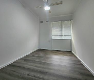 Charming Family Home - Photo 6