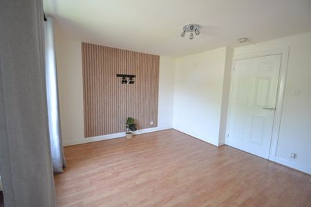 30 Hutcheon Low Place, AB21 9WL, Aberdeen - Photo 2