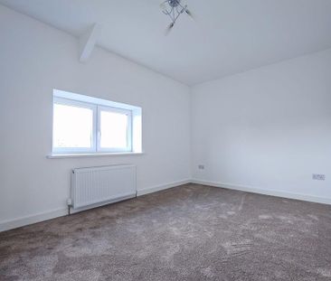 2 bed terraced house to rent in NE12 - Photo 5
