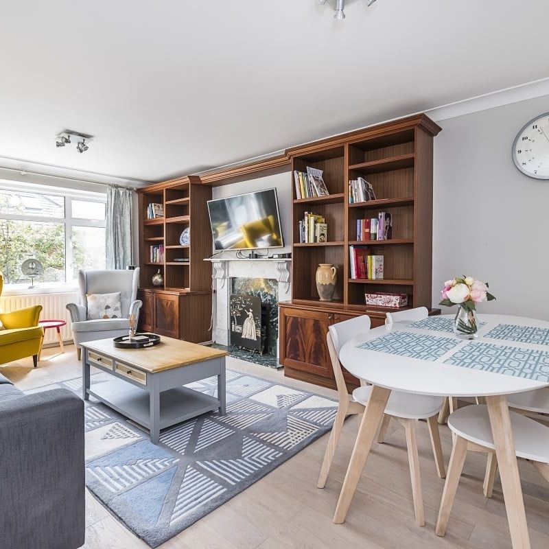 3 bedroom flat to rent - Photo 1