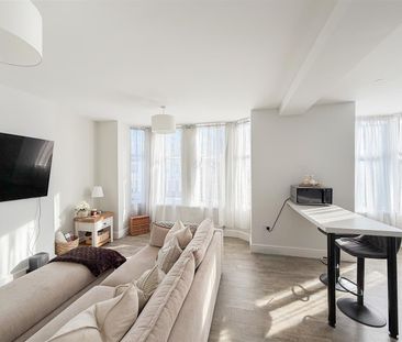 Devonshire Road, Bexhill-On-Sea, TN40 1AX - Photo 4