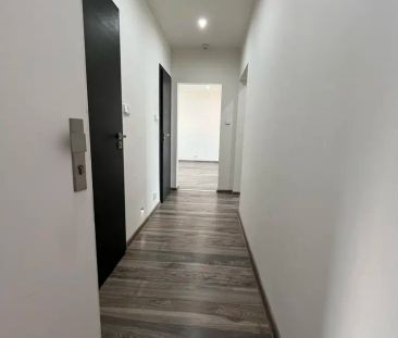 Pronájem bytu 3+1 s lodžií 73 m - Photo 3