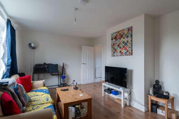 Harcourt Gardens, BA1 - Photo 1