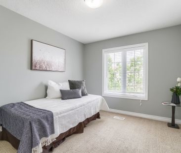 For Lease - 44 Acker Street, Guelph, Ontario - Photo 4