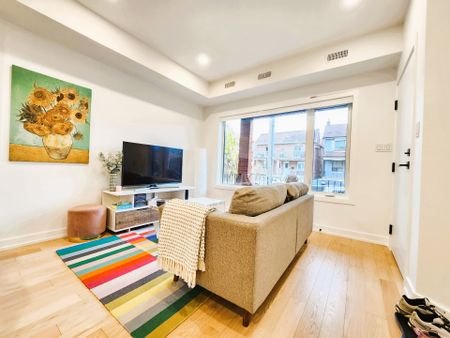 For Lease - 106 Lappin Avenue Unit# 2, Toronto, Ontario - Photo 2