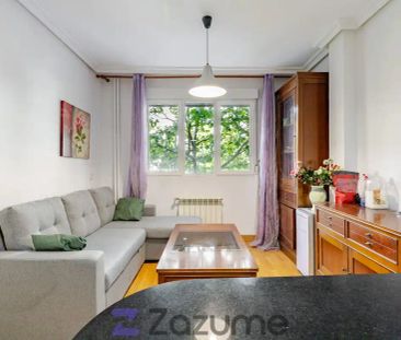 Apartamento de alquiler en C. de Pamplona, Bellas Vistas - Photo 3