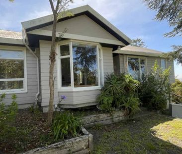 Redcliffs- 4 Bedroom - Photo 1