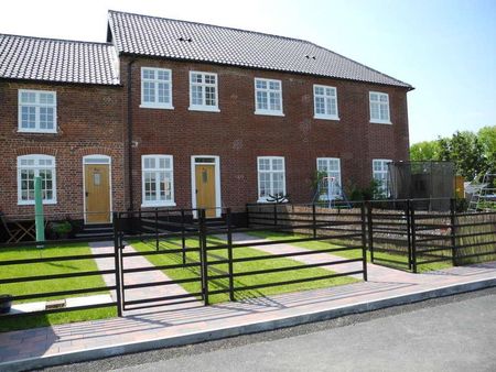 Heckingham Park Drive, Hales, NR14 - Photo 5