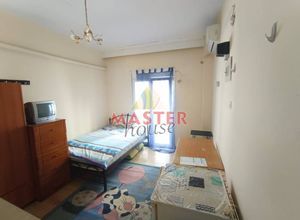 Studio/Γκαρσονιέρα για ενοικίαση - Χαριλάου, - Φωτογραφία 2