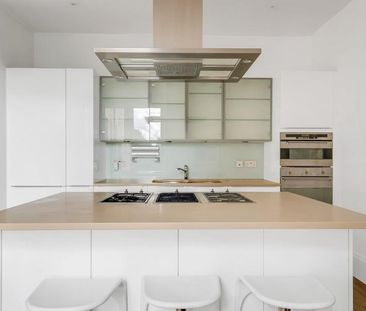 3 bedroom apartment to rent - Photo 4