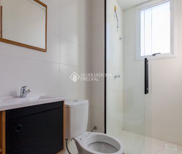 Apartamento com 2 quartos e 51m² para alugar em Olaria, Canoas. - Foto 1