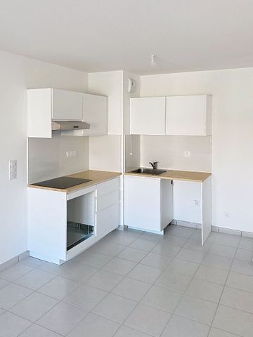 Location Appartement 2 pièces 38m² - Photo 3