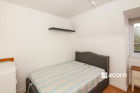 4 bedroom flat to rent - Photo 4