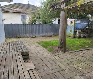 A Real Box Ticker - Photo 3