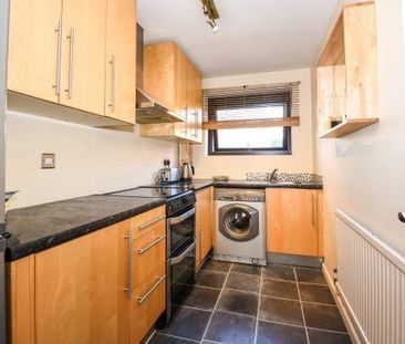 Pear Tree Court, London, E18, Property for rent - Photo 4