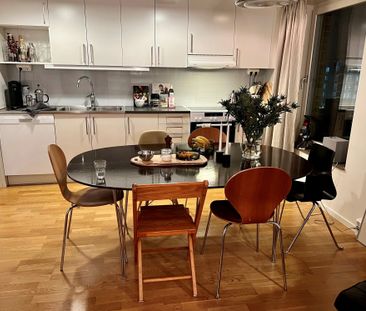 Fyrspannsvägen, Nacka - Photo 1