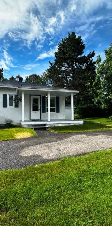 Maison à Louer - Village St-Sauveur - Photo 1