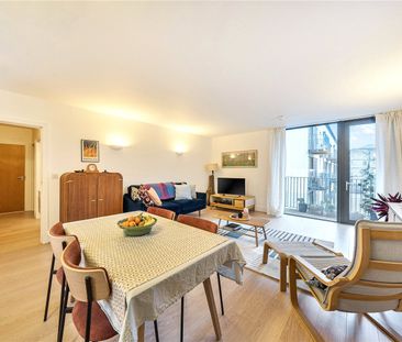 City Walk, London, SE1 3ES - Photo 1