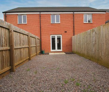 2 bedroom terraced house to rent - Photo 3