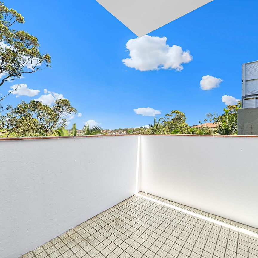 4/99 Carrington Road, Coogee NSW 2034 - Apartment For Rent | Domain - Photo 1