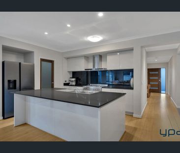 A Perfect Fusion of Modern Style and Family Comfort!! - Photo 6