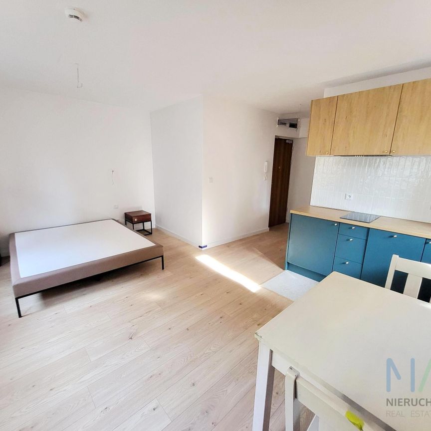 nowa i cicha kawalerka w oficynie Kalwaryjska - Photo 1