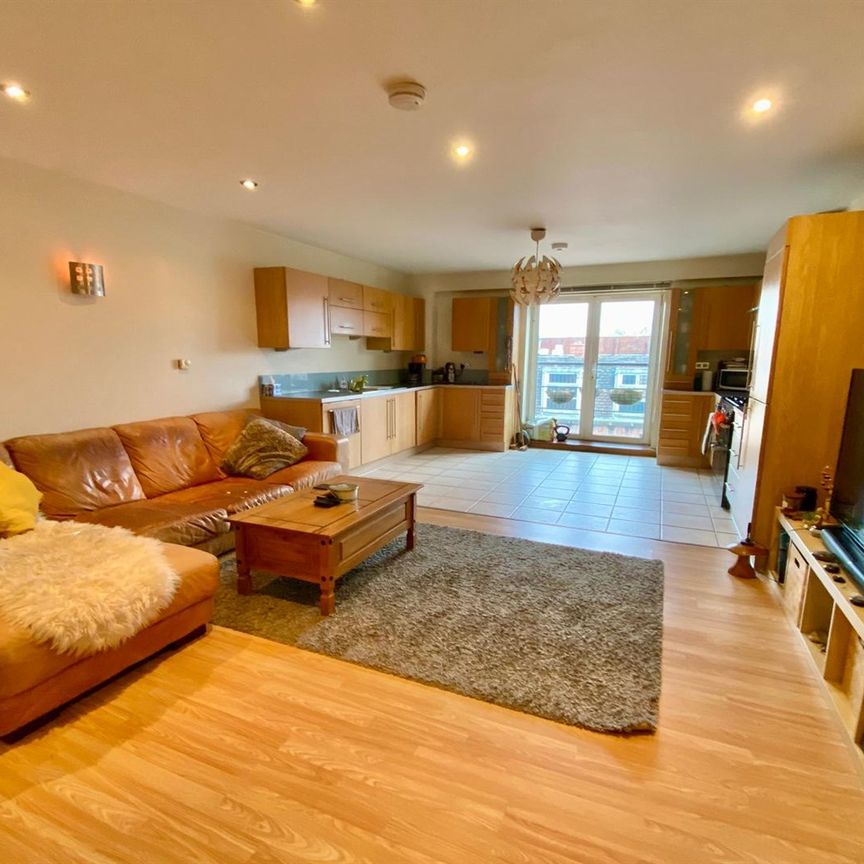 West Central, Portland Street, SO14 - Photo 1